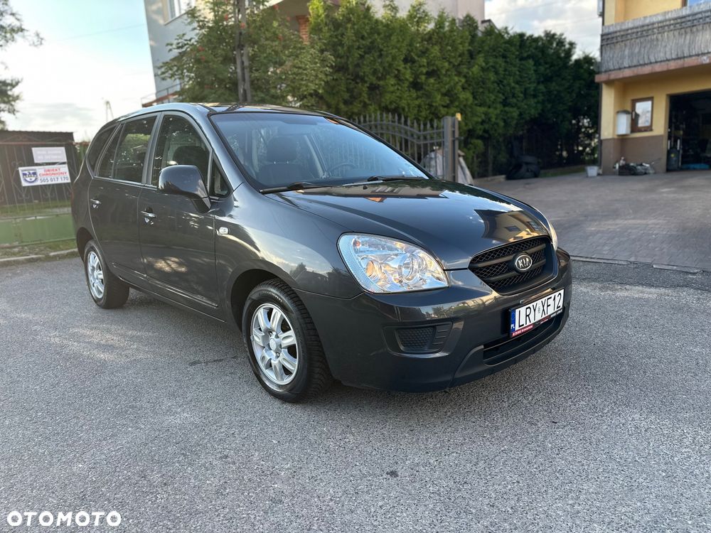 Kia Carens 2.0 EX - 11