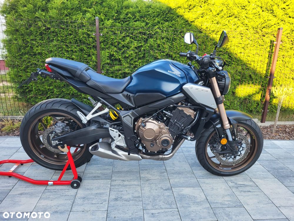 Honda CB - 25
