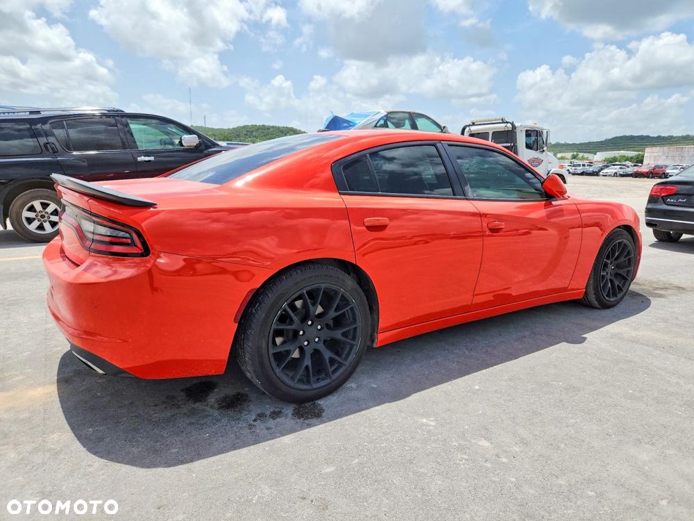 Dodge Charger - 3