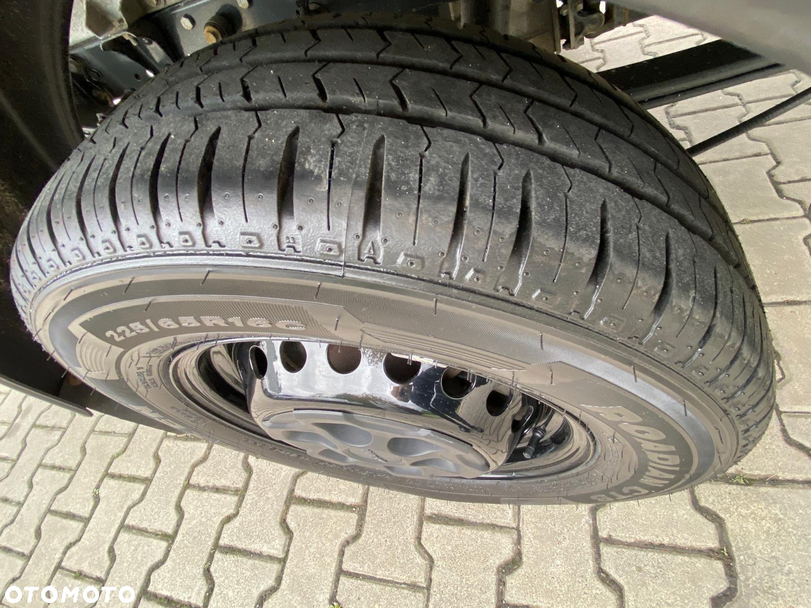 Iveco DAILY 35-160 HI-MATIC KONTENER 8EP CHŁODNIA THERMO KING WINDA ZEPRO - 25