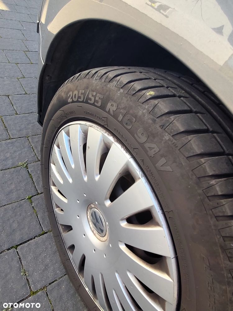 Volkswagen Passat - 6