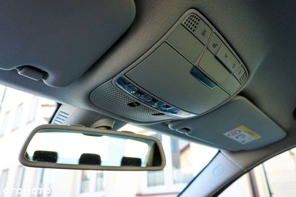 Mercedes-Benz Klasa C 180 7G-TRONIC Avantgarde - 39