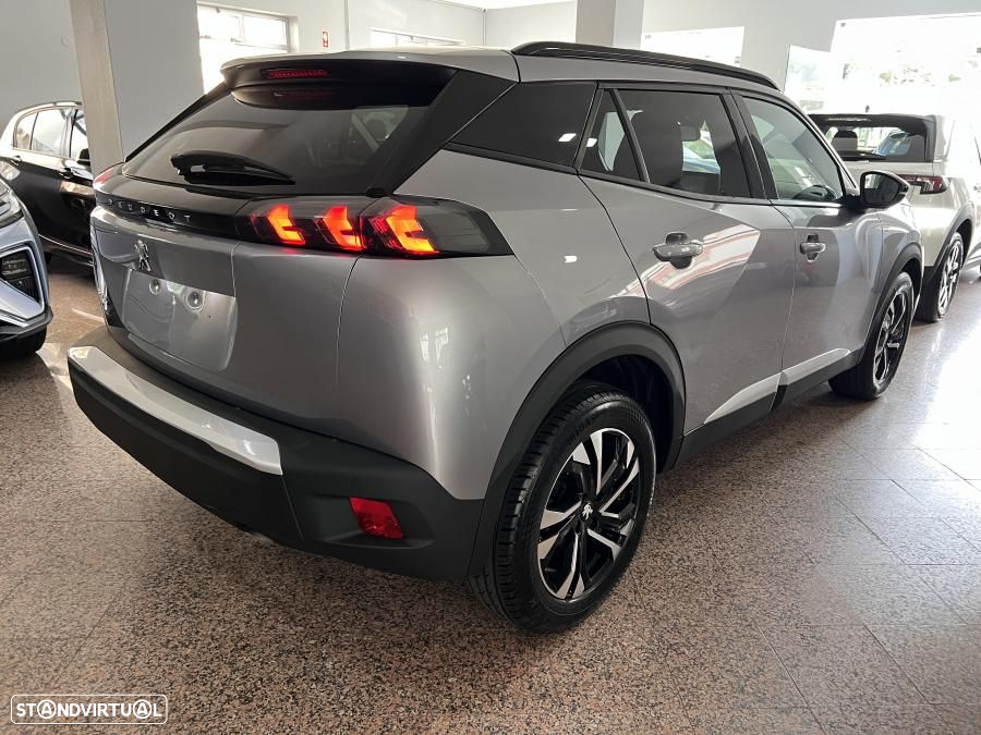Peugeot 2008 1.2 PureTech Allure Pack - 27