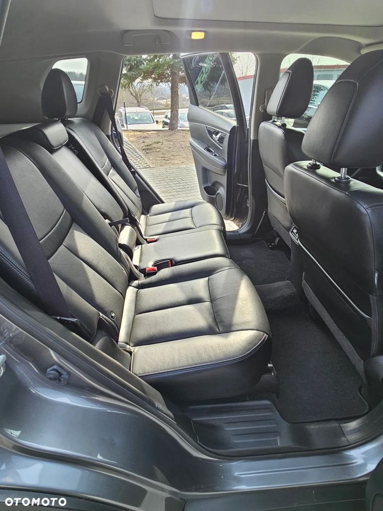 Nissan X-Trail 1.7 dCi Tekna 2WD Xtronic - 18