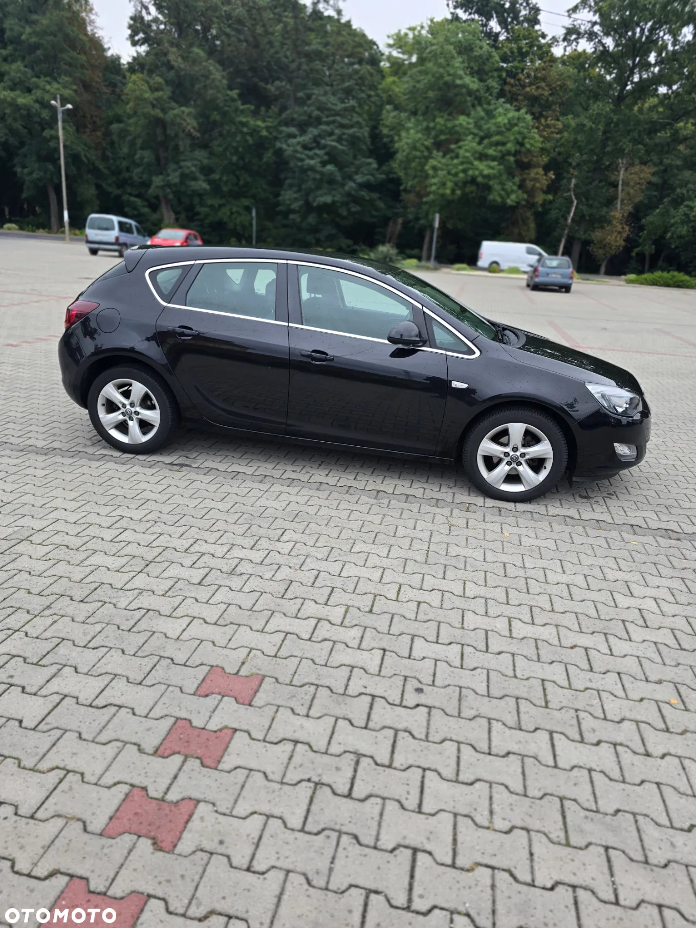 Opel Astra IV 1.4 T Cosmo - 2