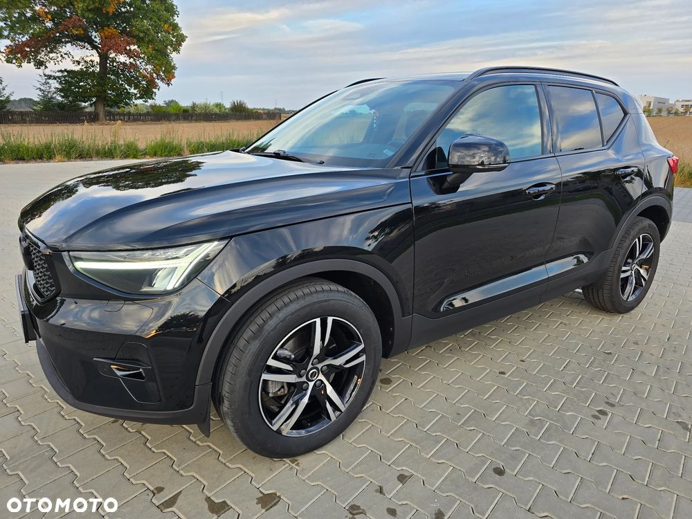 Volvo XC 40 B4 B DKG Plus Dark - 3