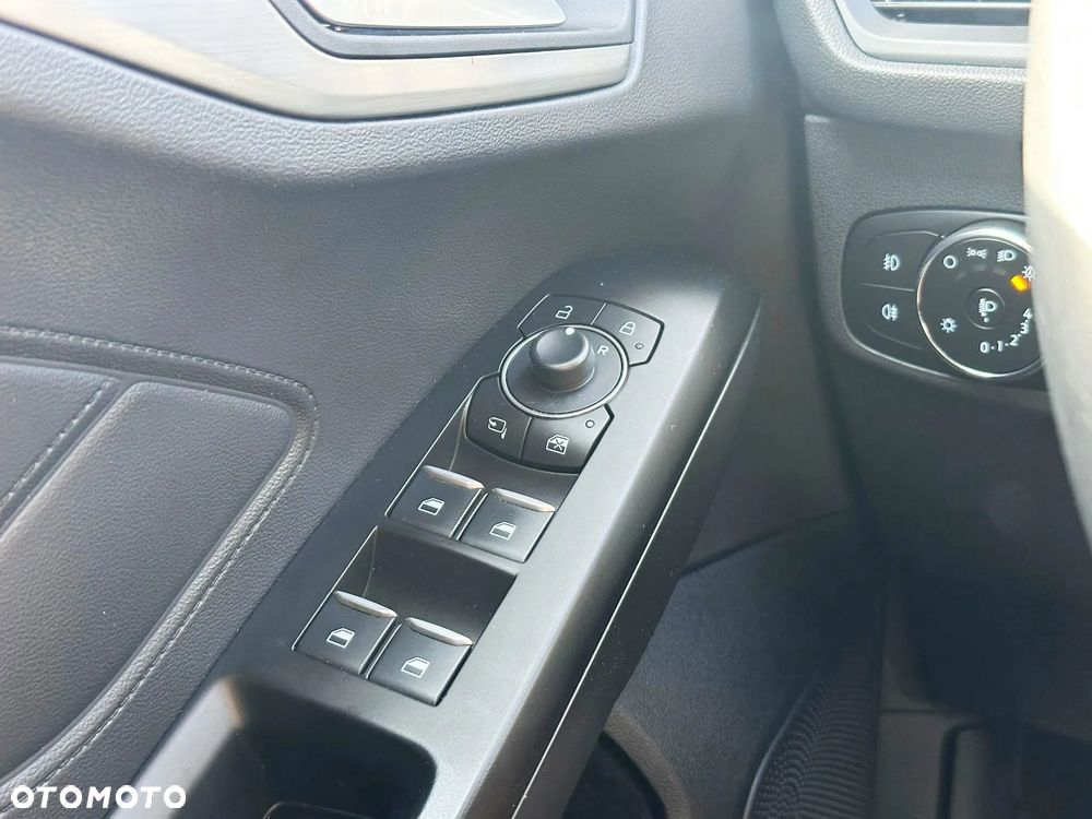 Ford Focus 1.0 EcoBoost Titanium Style - 17
