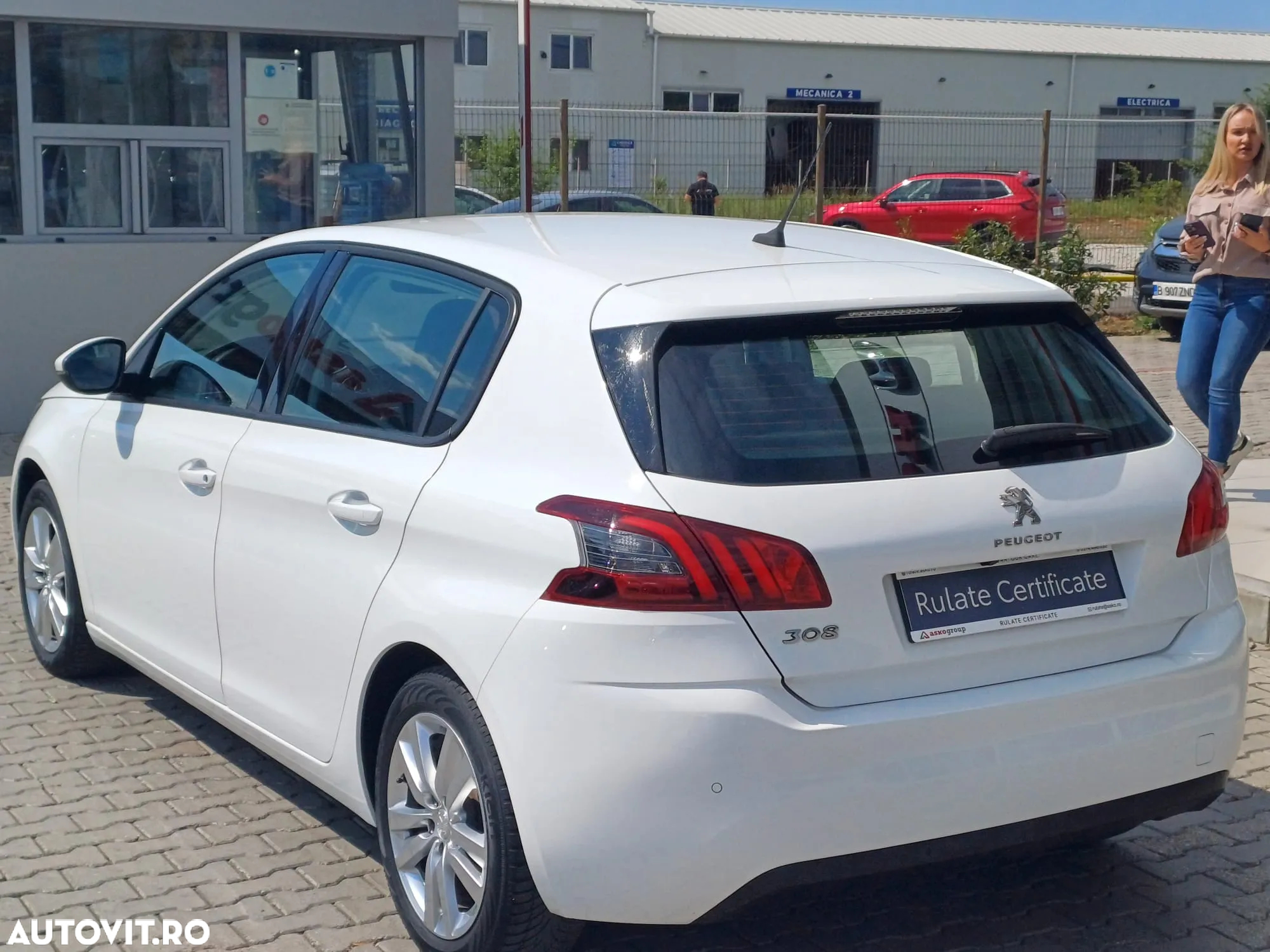 Peugeot 308 1.2 L PureTech Turbo S&S Active - 5