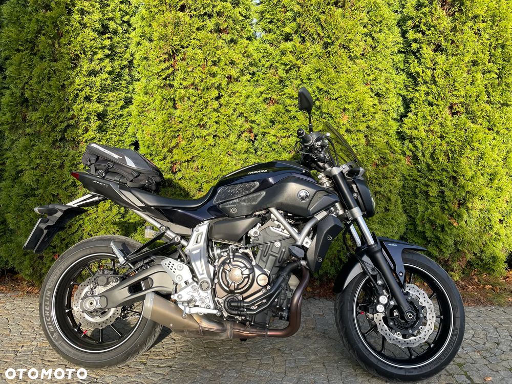 Yamaha MT - 4