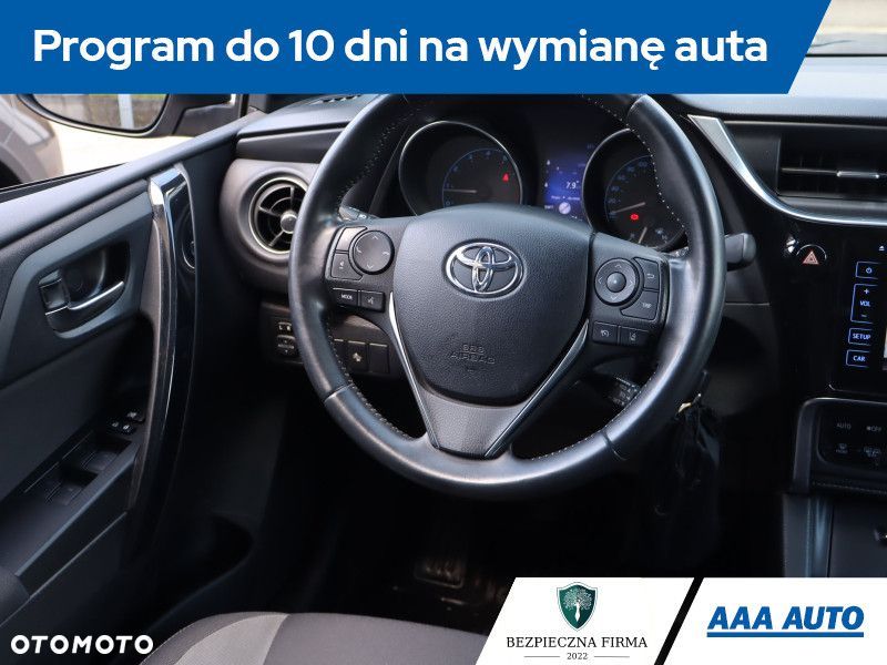 Toyota Auris - 9