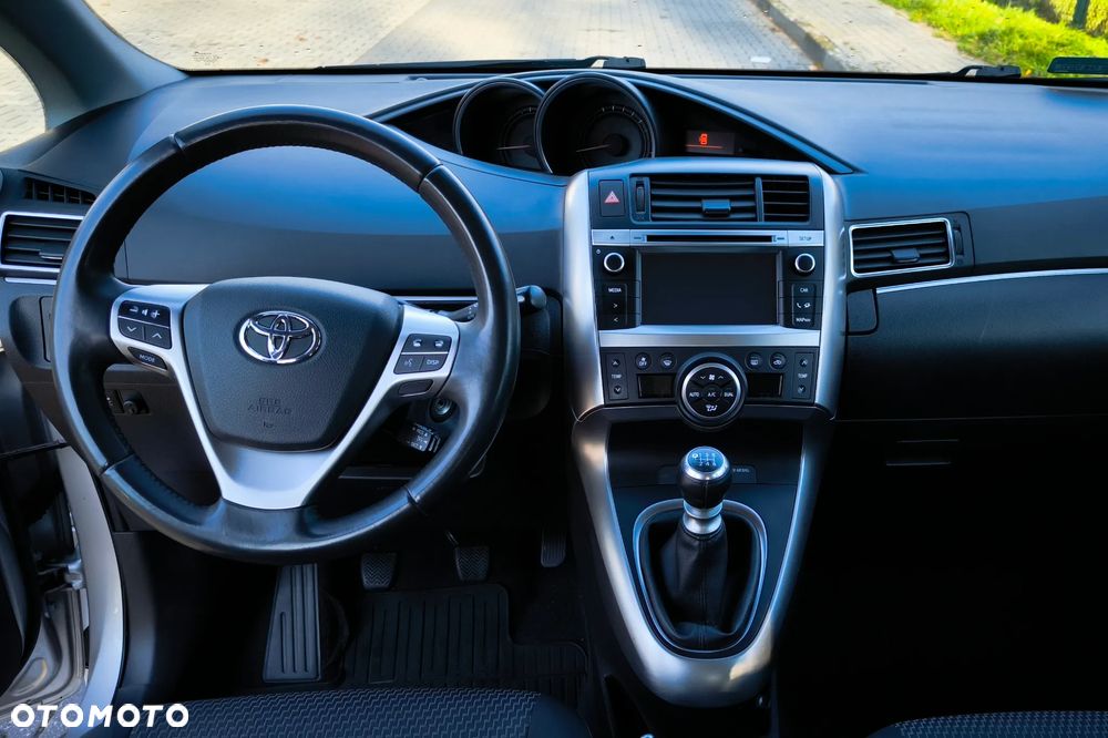 Toyota Verso - 17