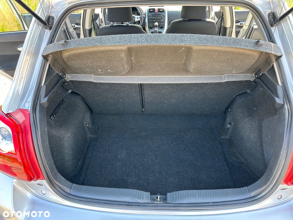 Toyota Auris 1.33 VVT-i Active - 20