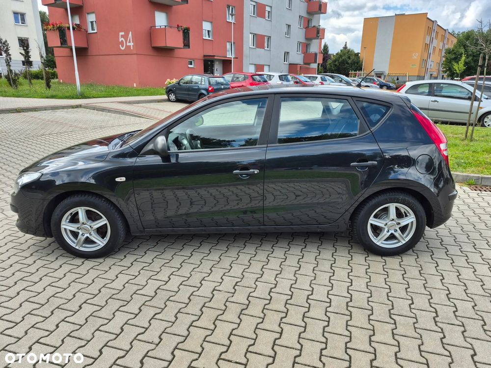 Hyundai i30 1.4 Edition 20 - 18
