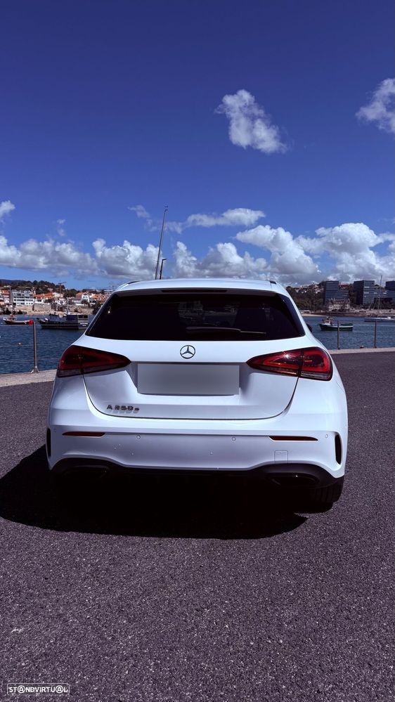 Mercedes-Benz A 250 e AMG Line - 4