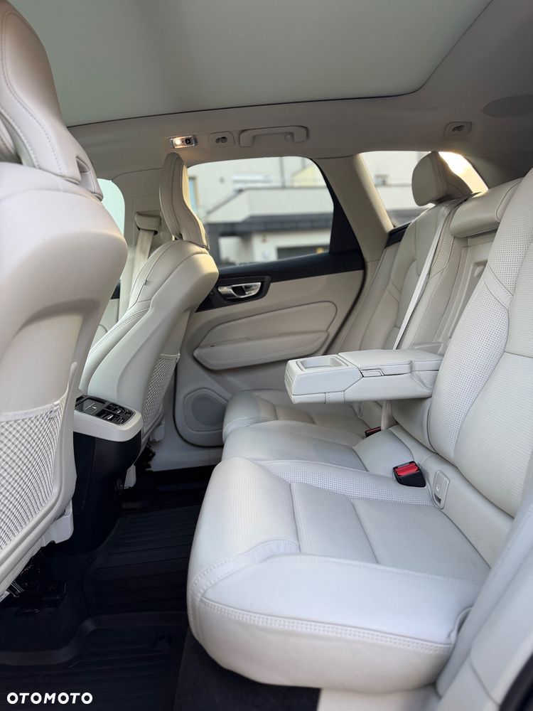 Volvo XC 60 T5 Geartronic Inscription - 24
