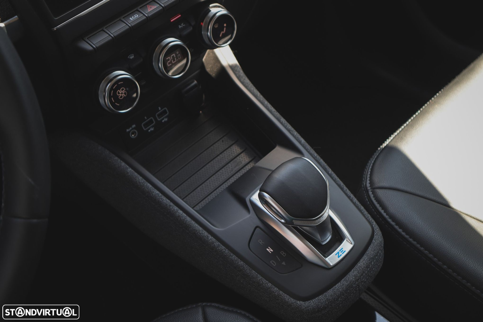 Renault Zoe - 11