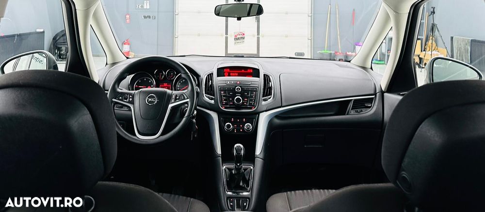 Opel Zafira Tourer 2.0 CDTI ECOFLEX Start/Stop Active - 6