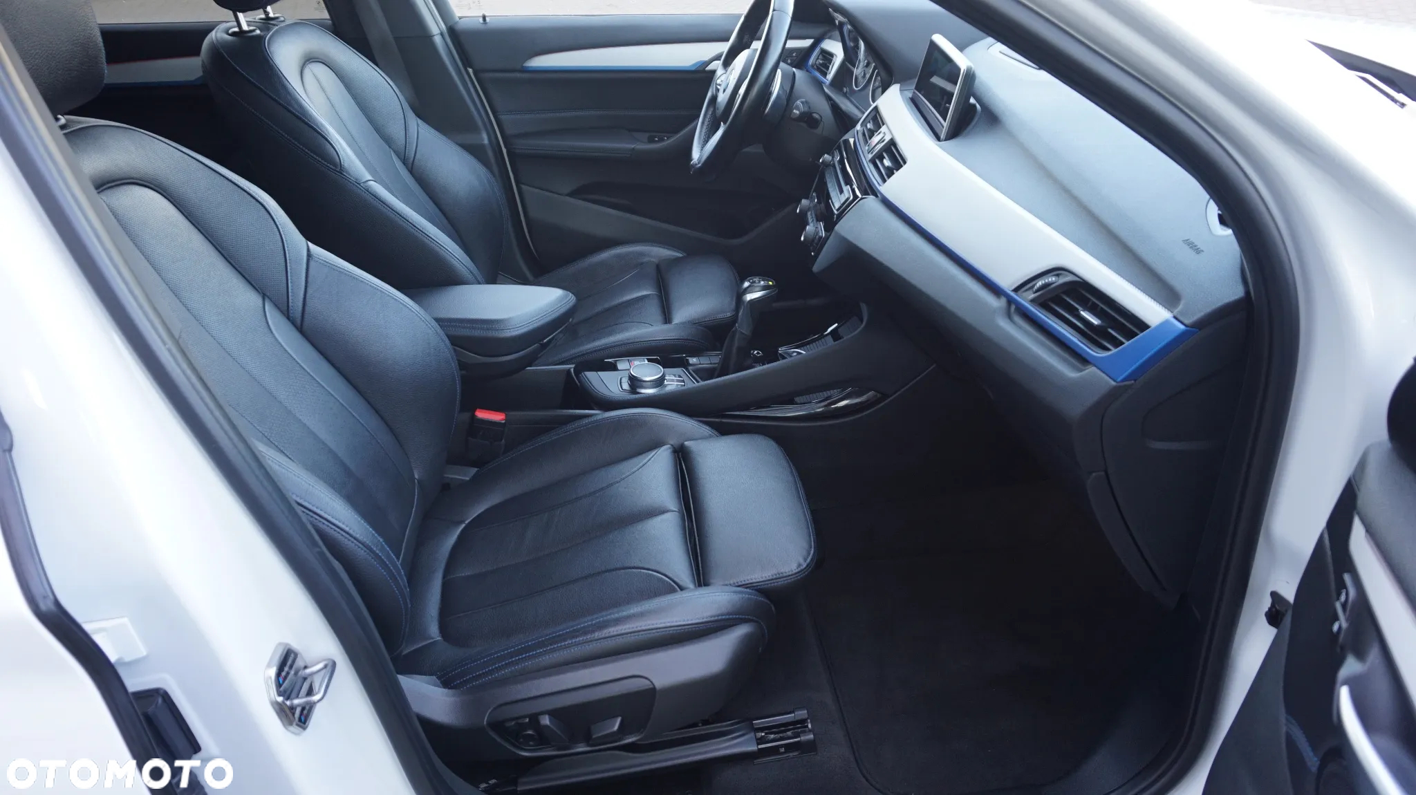 BMW X1 - 8