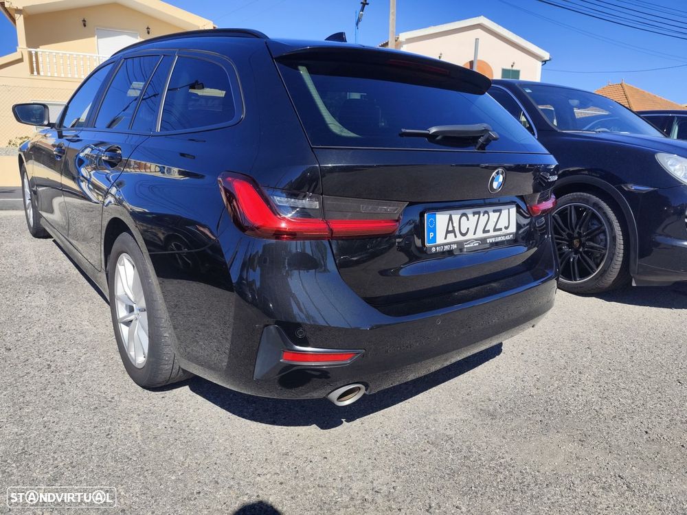 BMW 330 e Touring Auto - 36