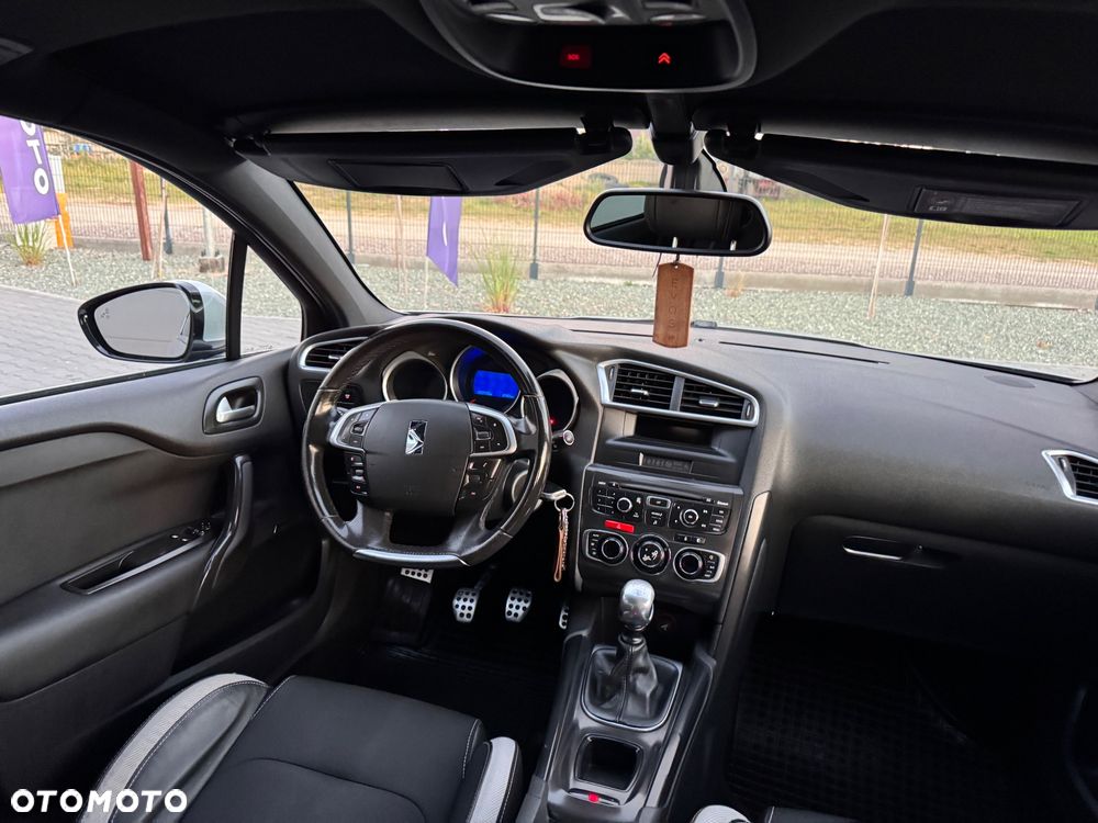 Citroën DS4 2.0 BlueHDi SportChic S&S - 15