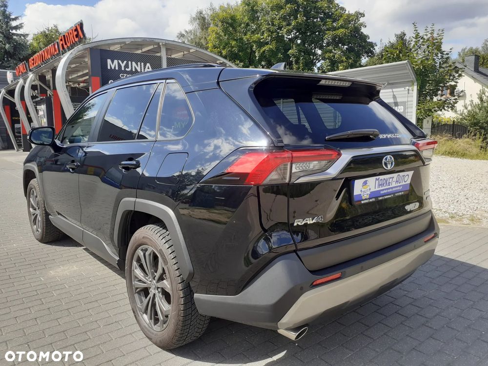 Toyota RAV4 - 3