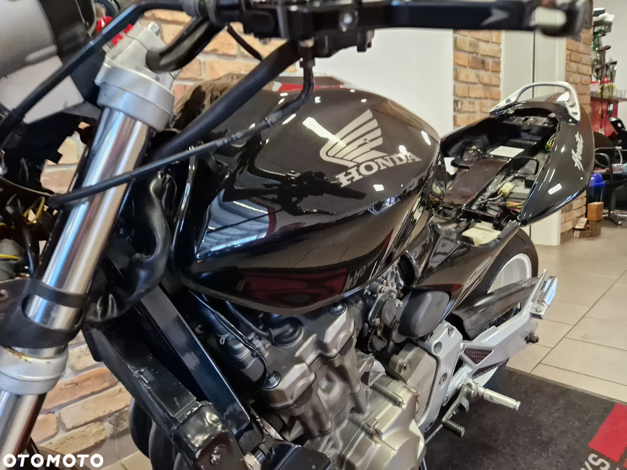 Honda Hornet - 25