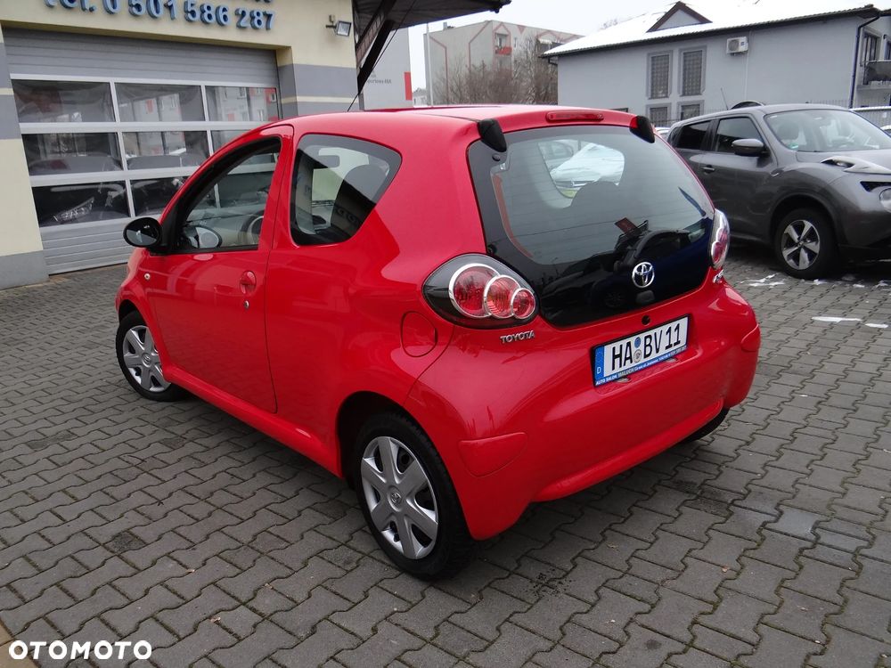 Toyota Aygo Cool&Go - 11