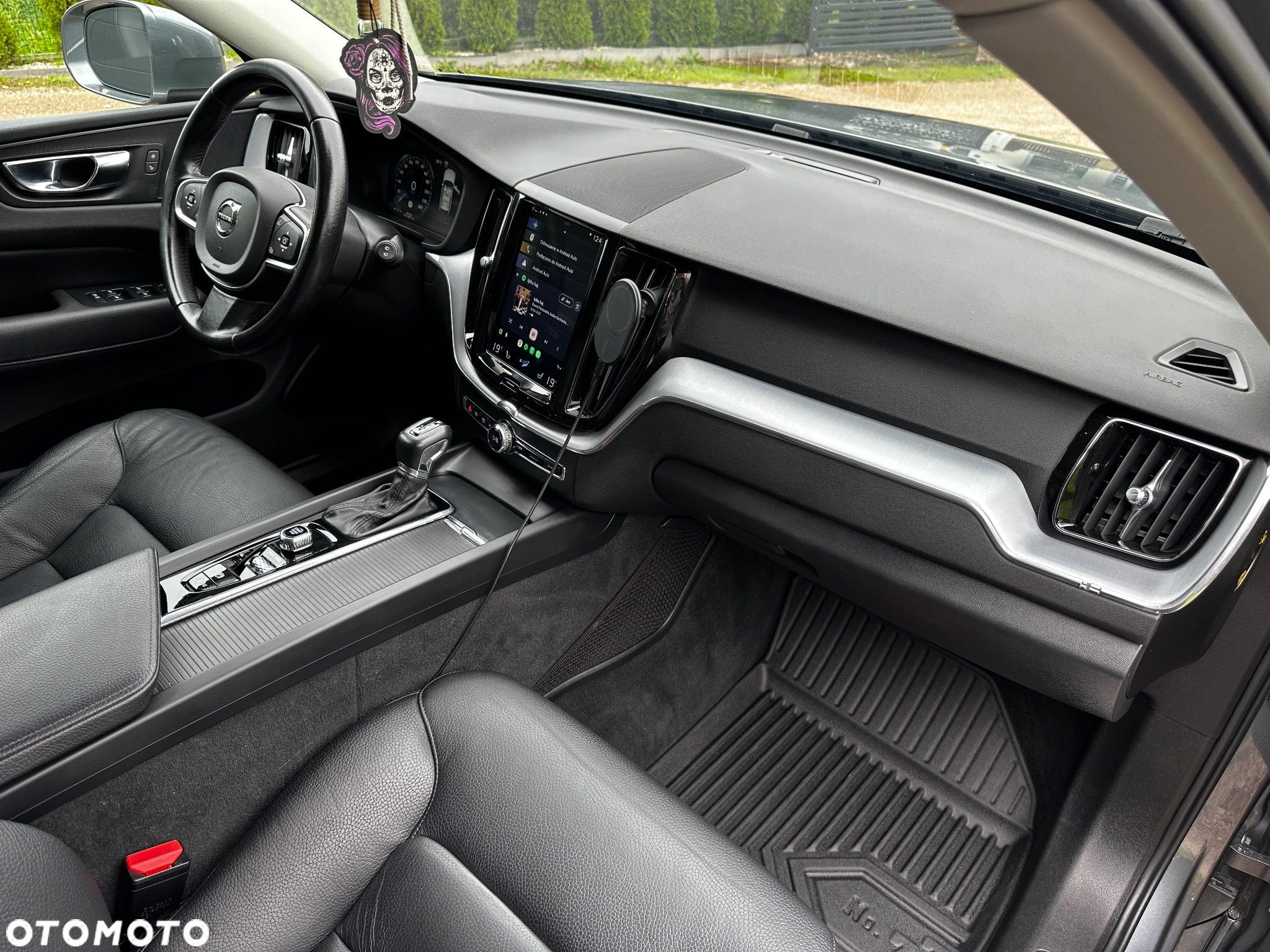 Volvo XC 60 D4 Geartronic Momentum - 32