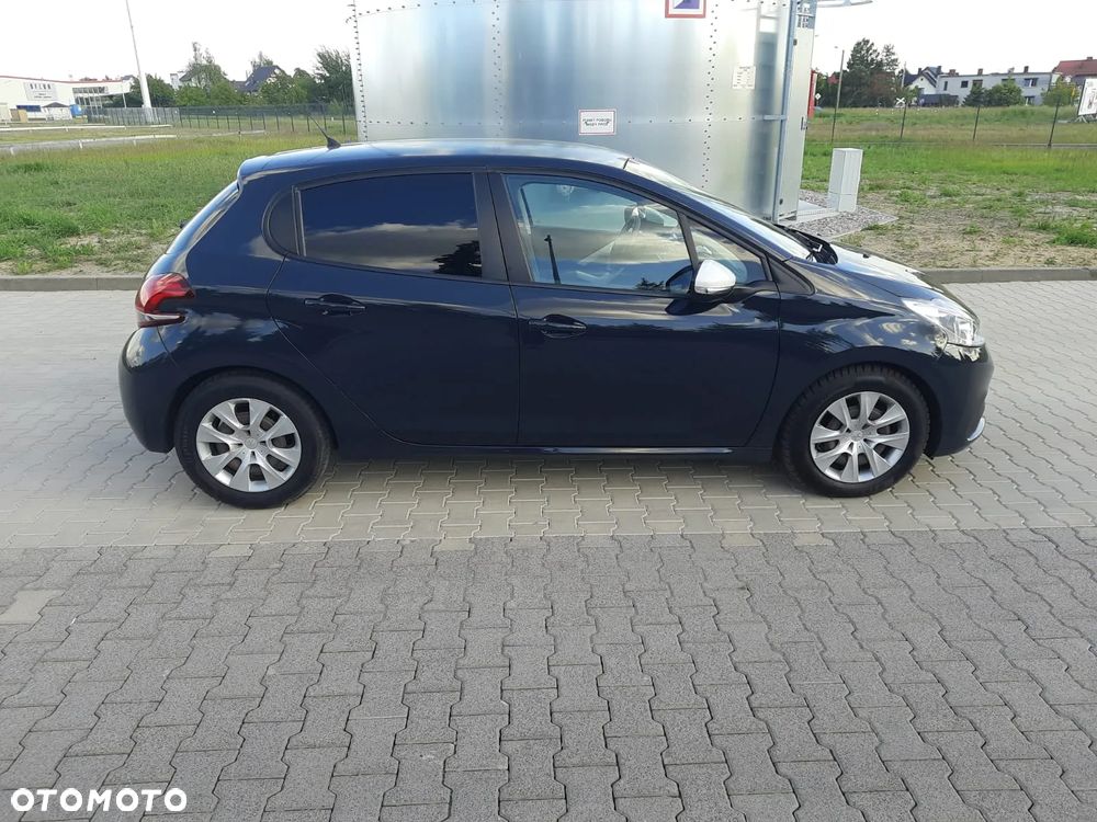 Peugeot 208 PureTech 68 Active - 11