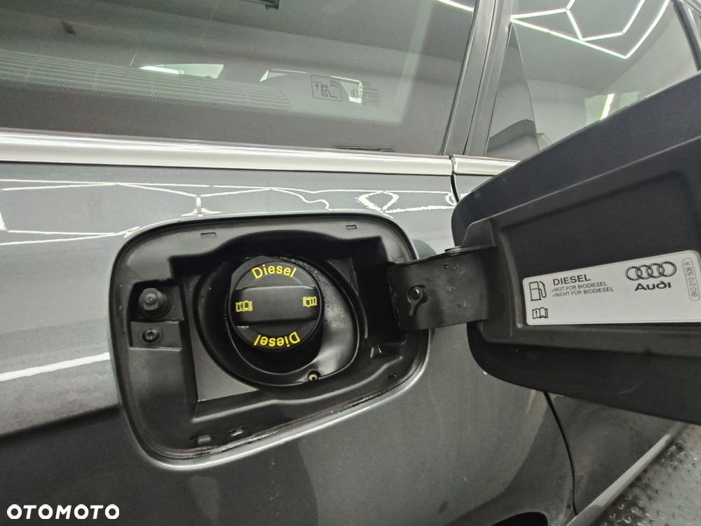 Audi A4 Avant 2.0 TDI Quattro Line S tronic - 21