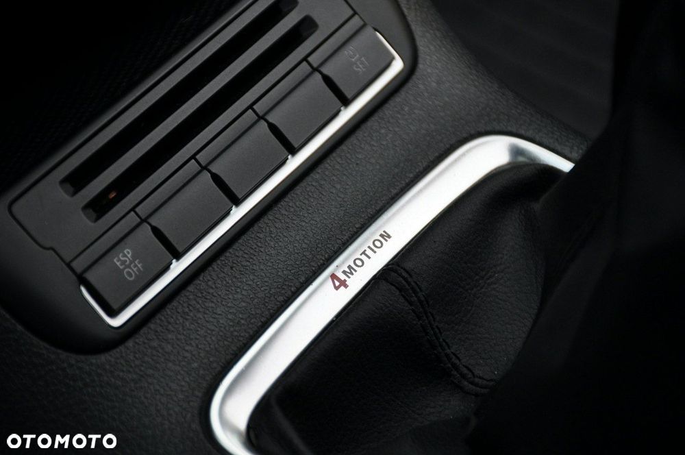 Volkswagen Tiguan - 36