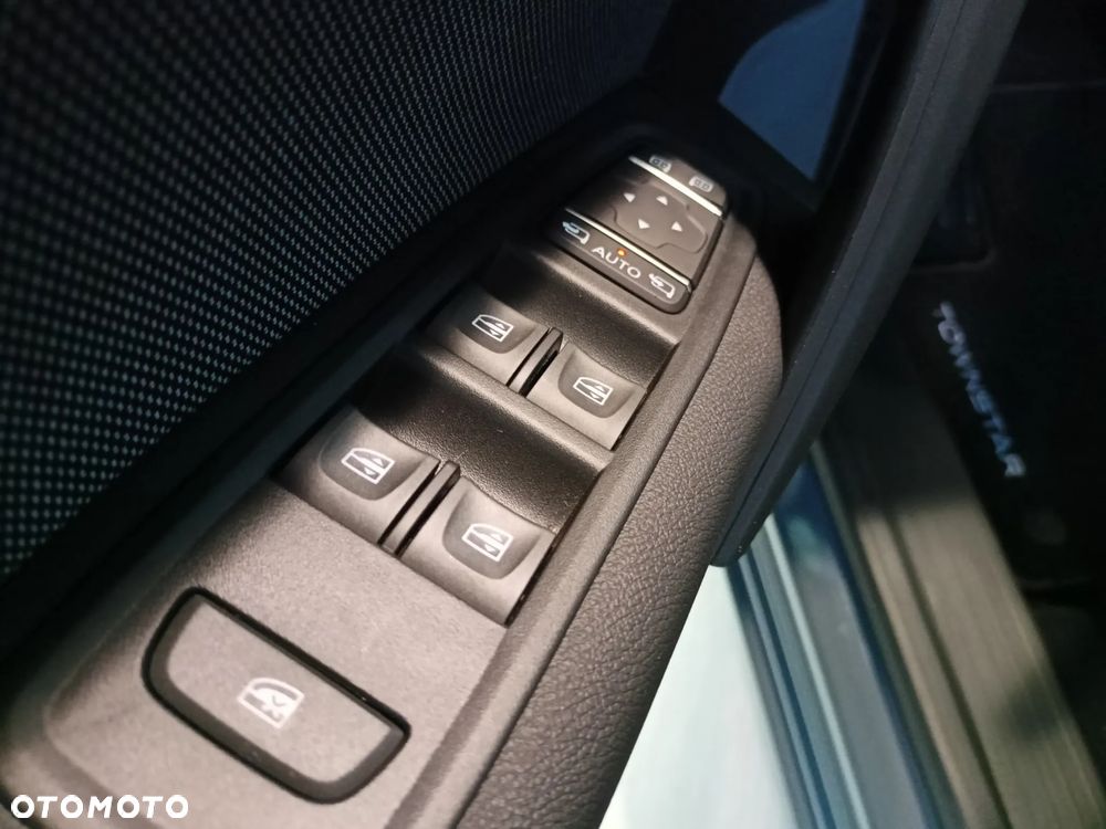 Nissan Townstar Combi 1.3 DIG-T L2 Tekna DCT - 23