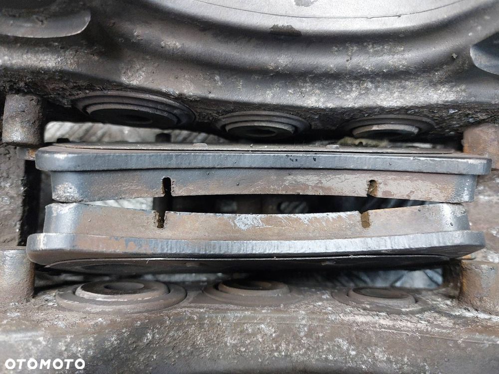 TARCZE HAMULCOWE PRZÓD + KLOCKI + ZACISKI VOLKSWAGEN TOUAREG I 5.0 TDI - 4