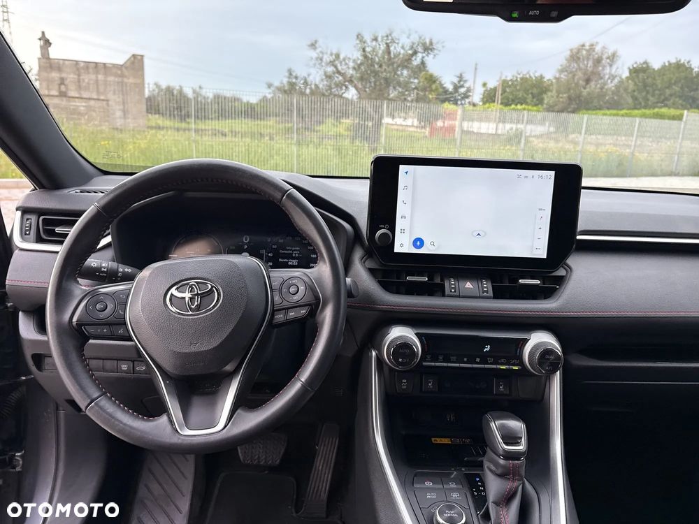 Toyota RAV4 - 7
