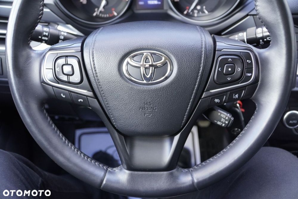 Toyota Avensis 2.0 D-4D Premium - 12