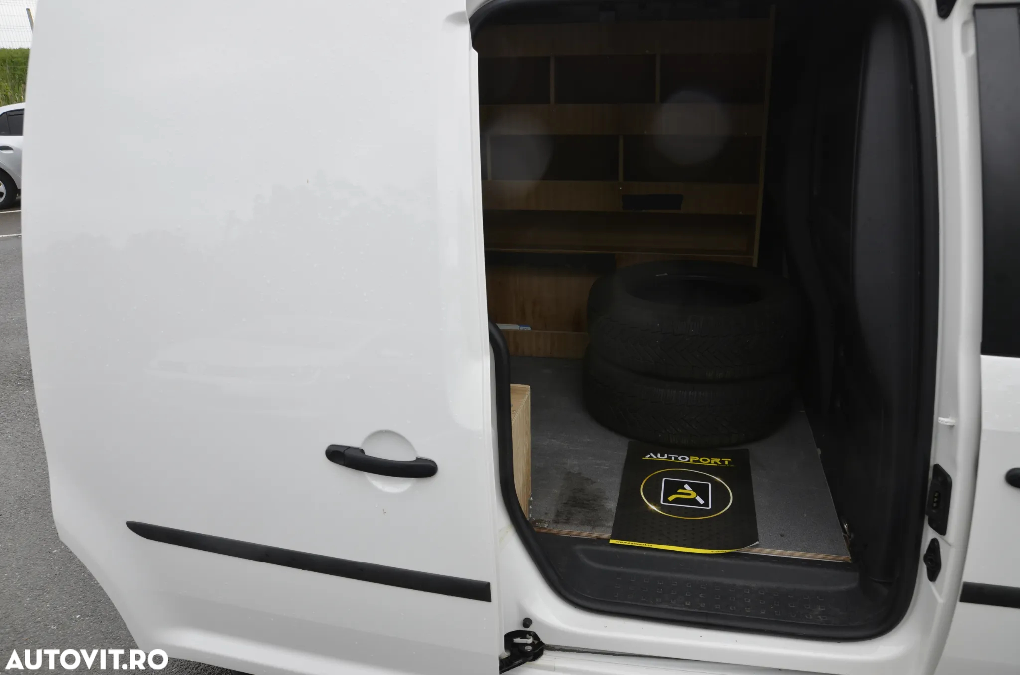 Volkswagen Caddy - 20