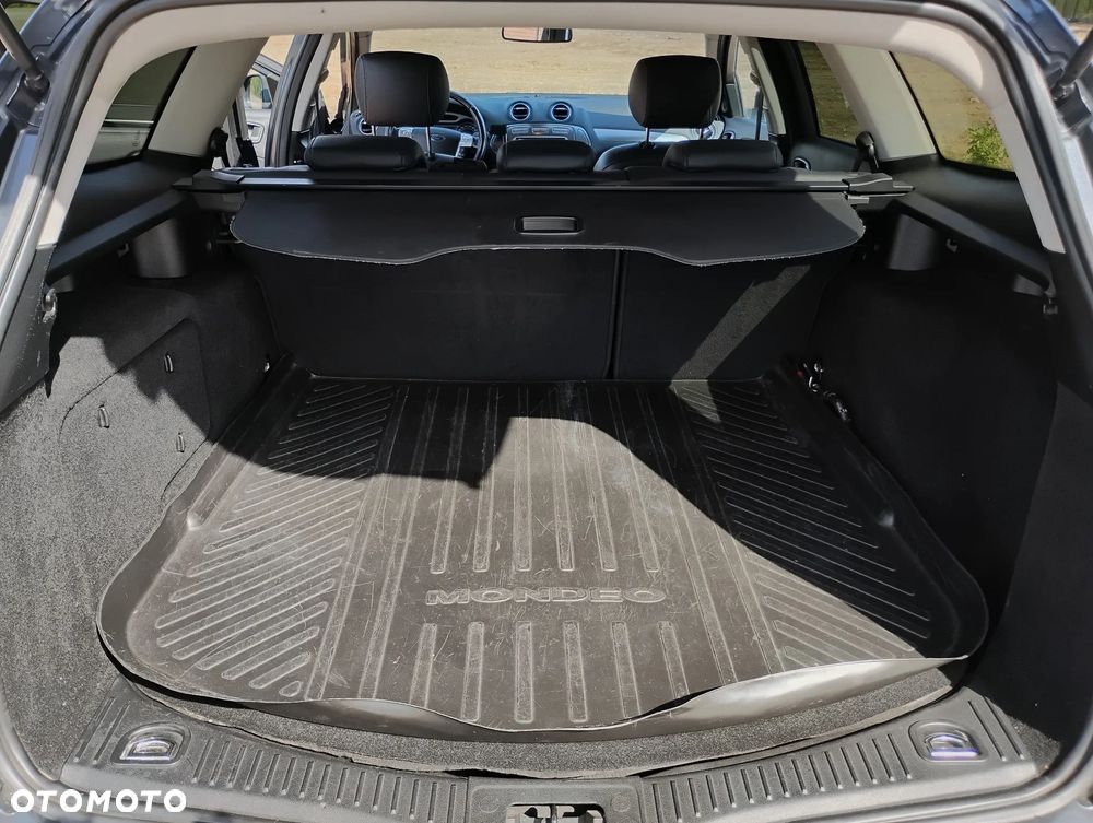 Ford Mondeo 2.0 TDCi Titanium - 35