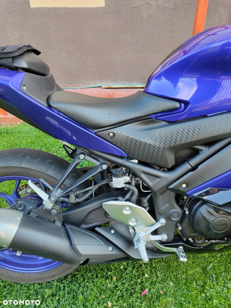 Yamaha YZF - 15