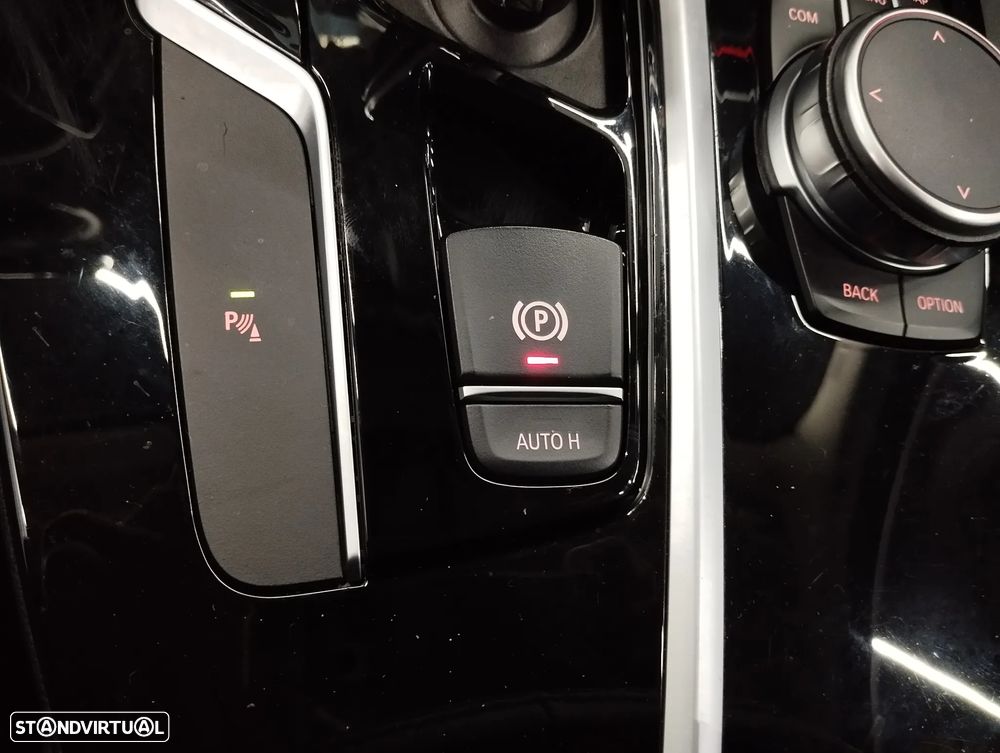 BMW X3 18 d sDrive xLine Auto - 34