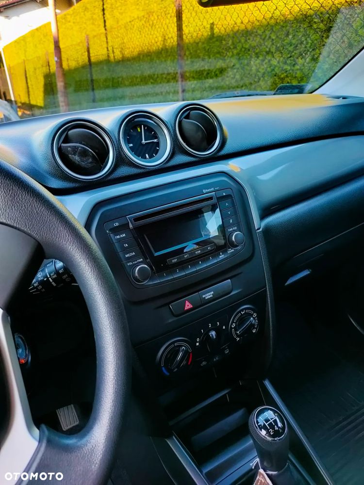 Suzuki Vitara 1.6 Comfort 2WD - 5