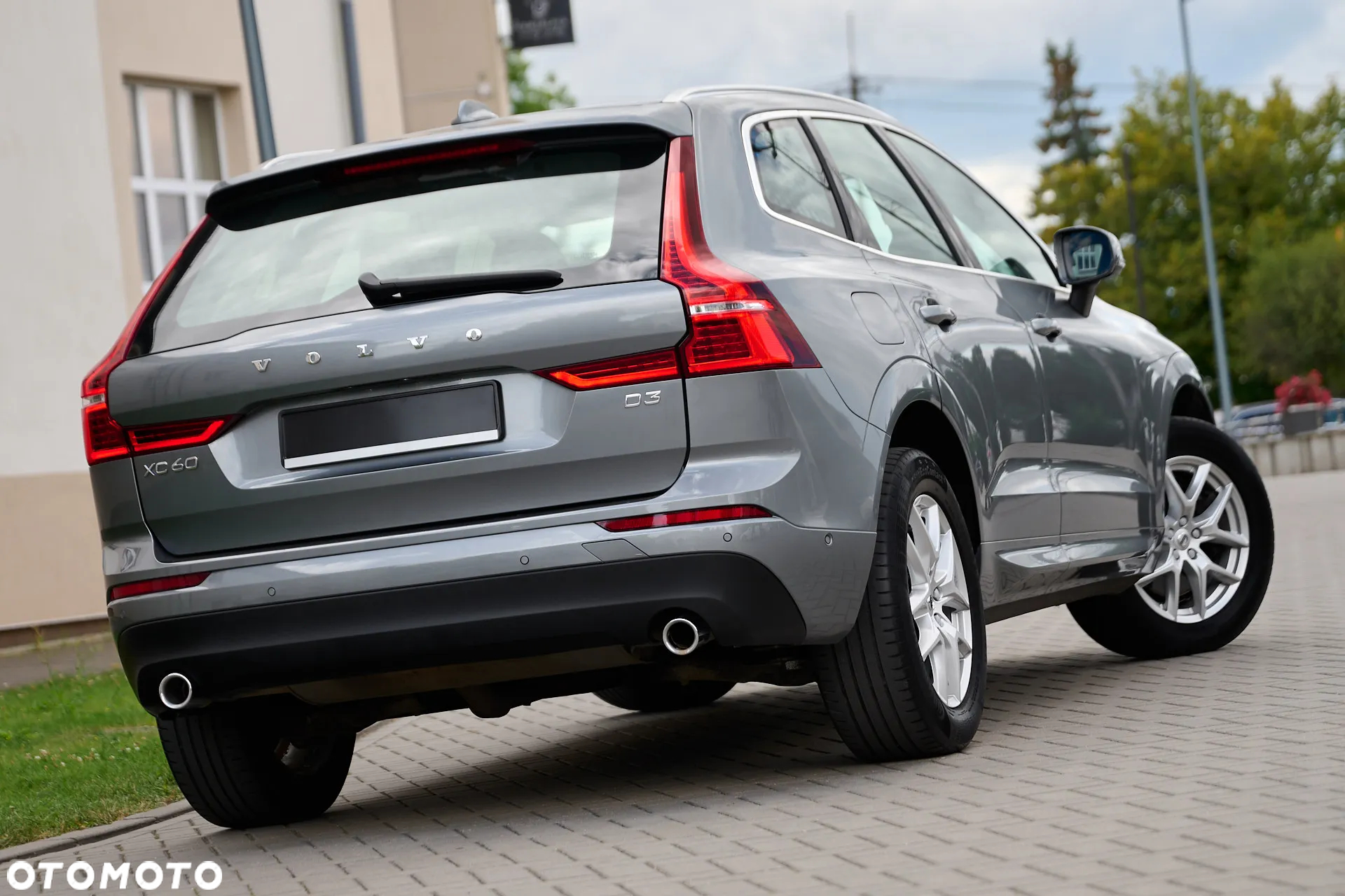 Volvo XC 60 D3 Momentum Pro - 10