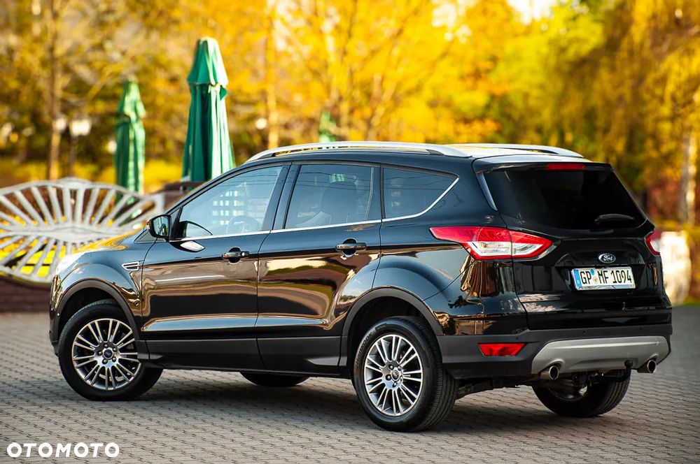 Ford Kuga 2.0 TDCi 4x4 Titanium - 27