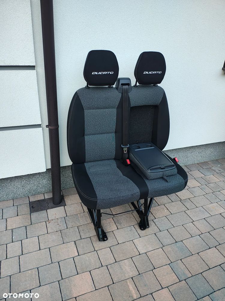Fotel Czwórka kanapa Dwójka Fiat Ducato Renault Master - 4