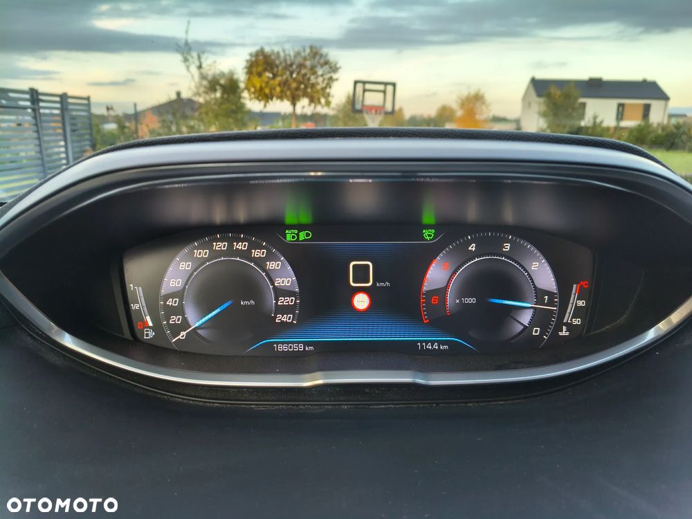 Peugeot 3008 - 17