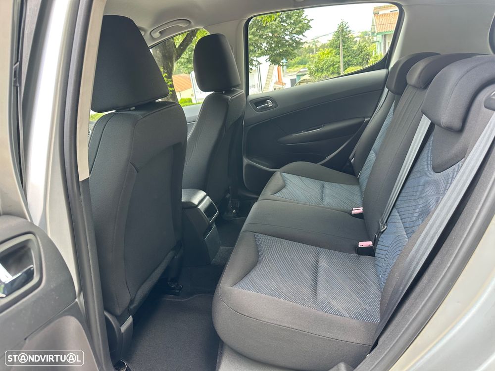 Peugeot 308 1.6 HDi Sport CVM6 - 25