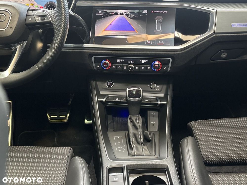 Audi Q3 - 12