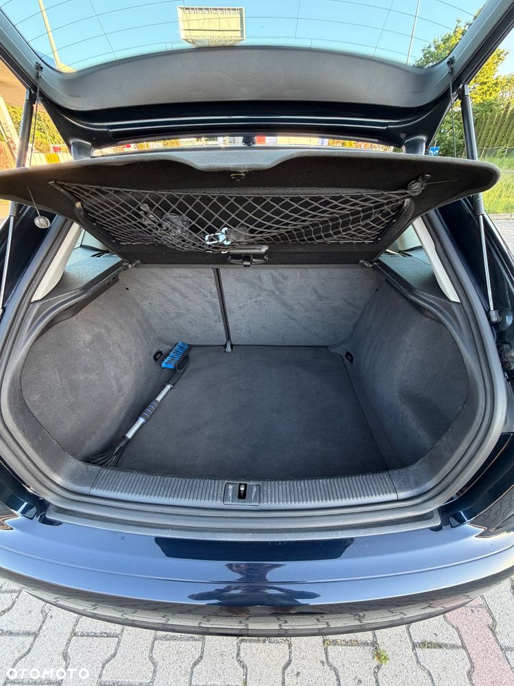 Audi A3 Sportback - 12