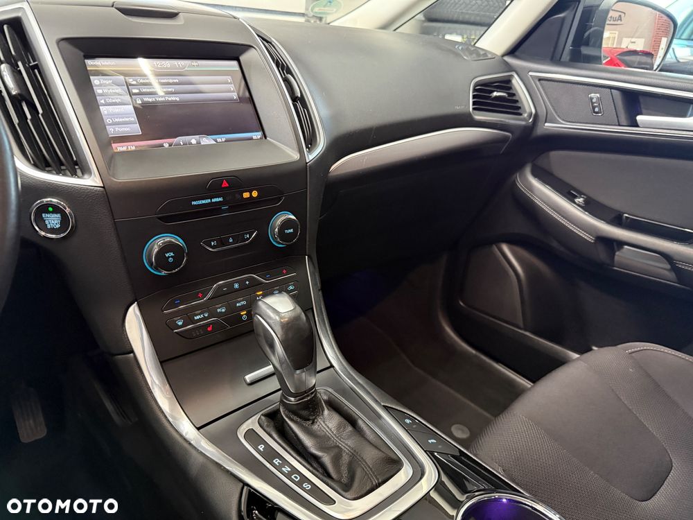 Ford S-Max 2.0 TDCi Titanium PowerShift - 28