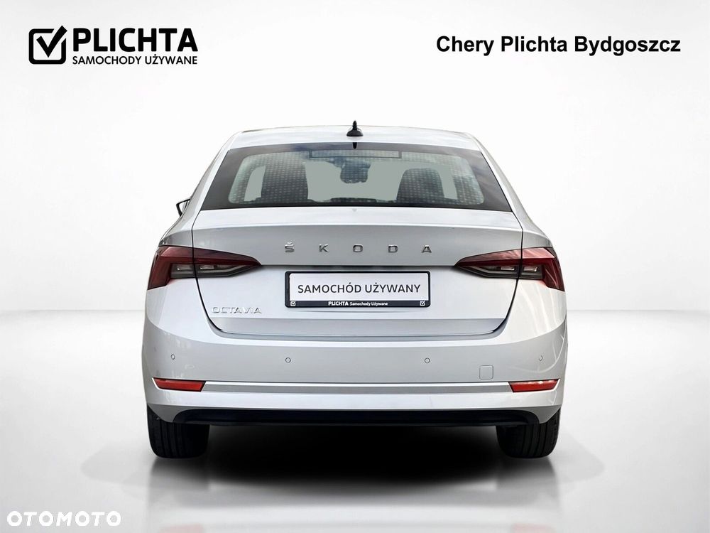 Skoda Octavia 2023 photo 4