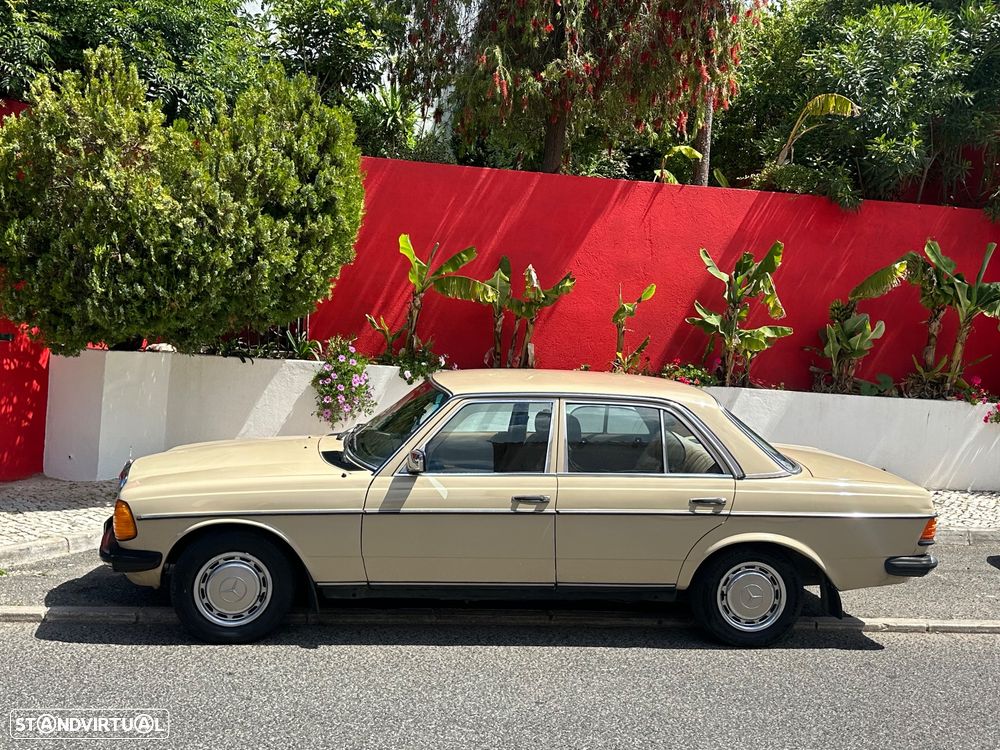 Mercedes-Benz W123 (1976-1986) - 21